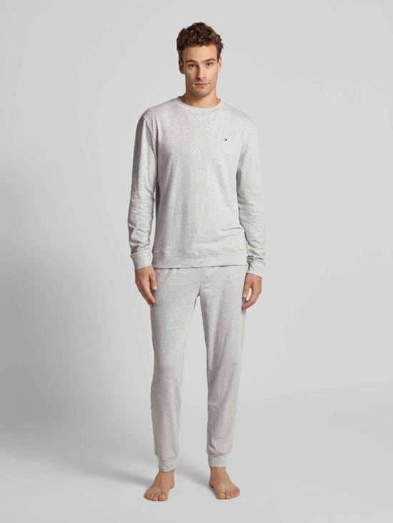 светло-серый