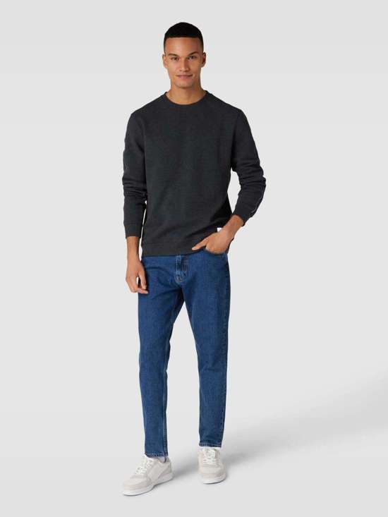 серый меланжевый