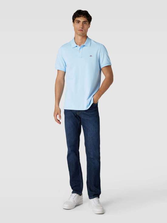 светло-синий