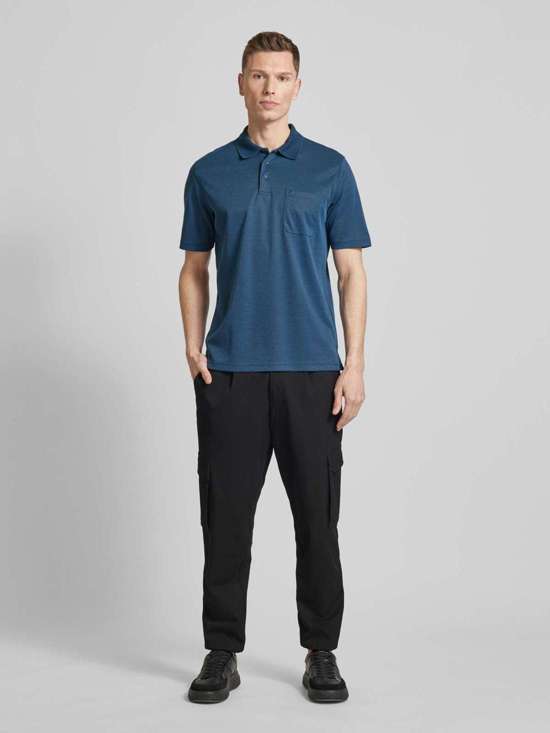 темно-синий