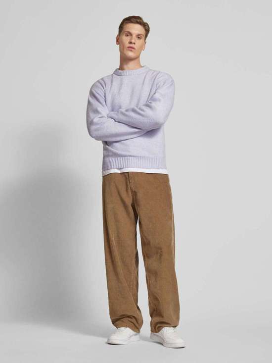 светло-серый