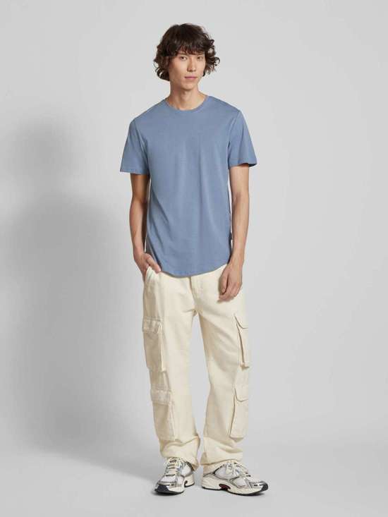 серо-голубой