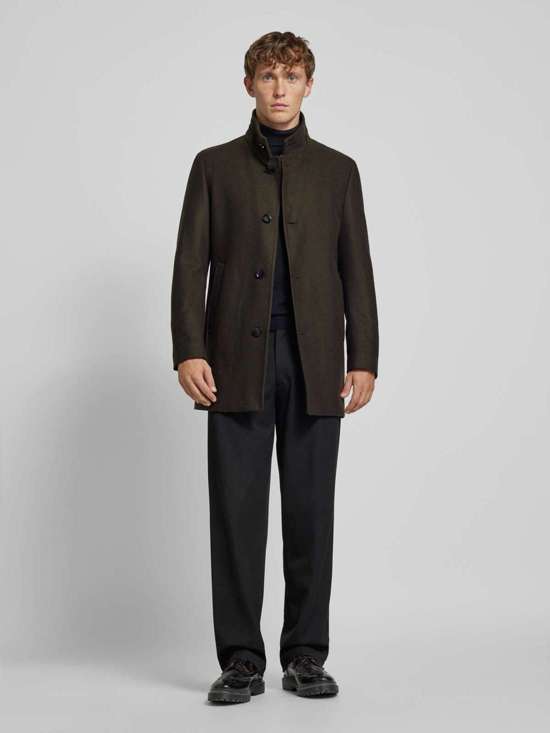 темно-зеленый