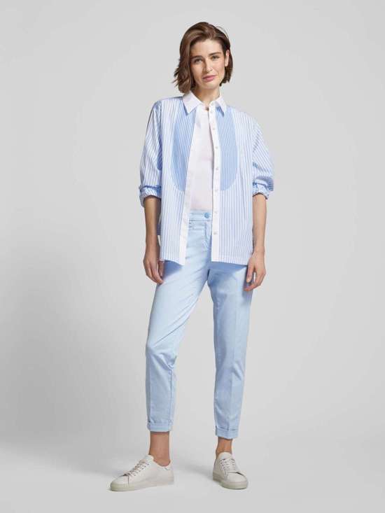 светло-синий