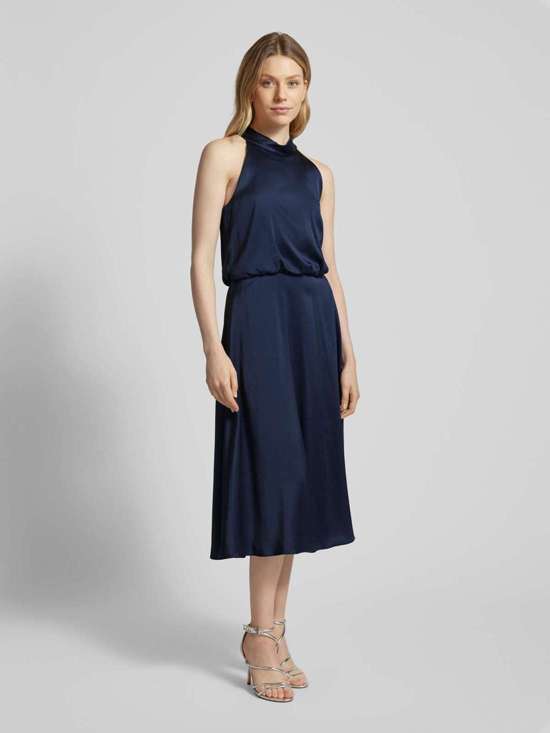 темно-синий