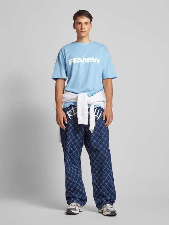 серо-голубой