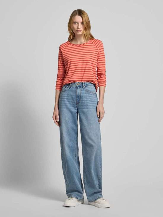 абрикосовый