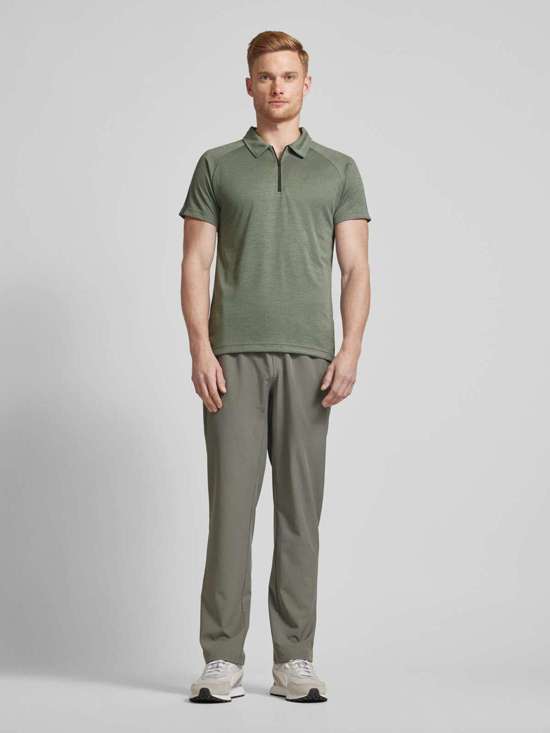 средне-серый