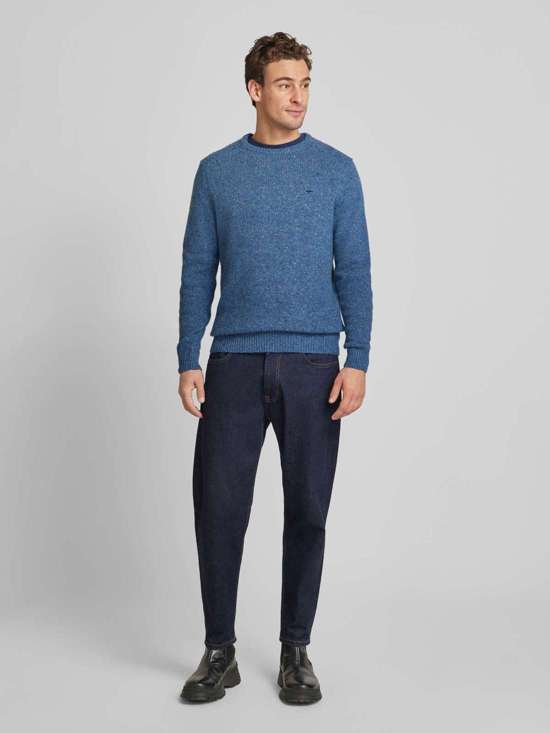 светло-синий