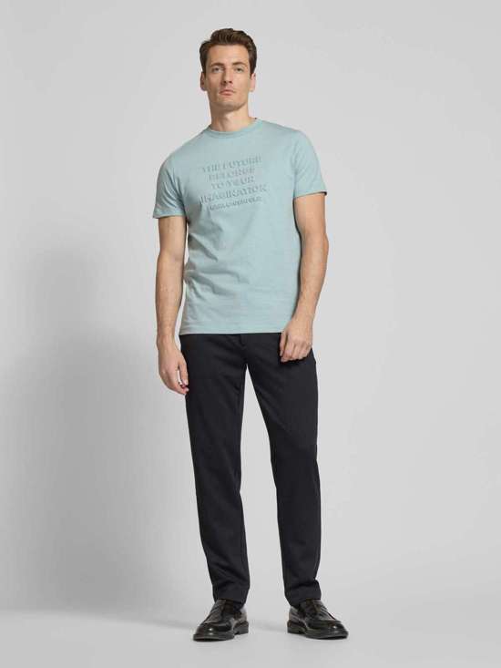 светло-синий