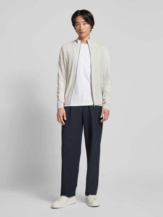 грязно-белый меланжевый