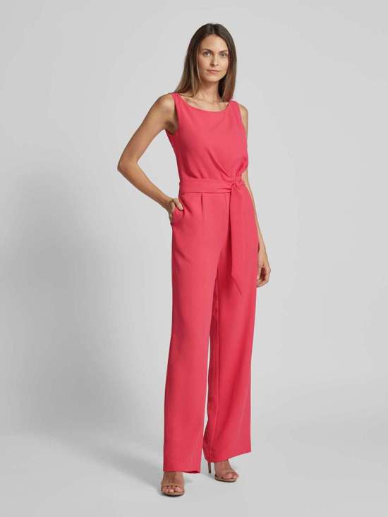 светло-красный