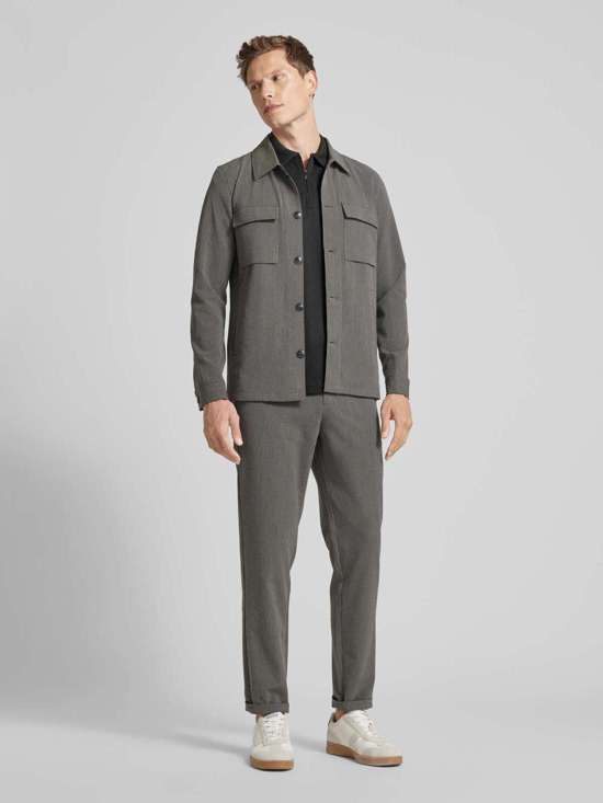 темно-серый