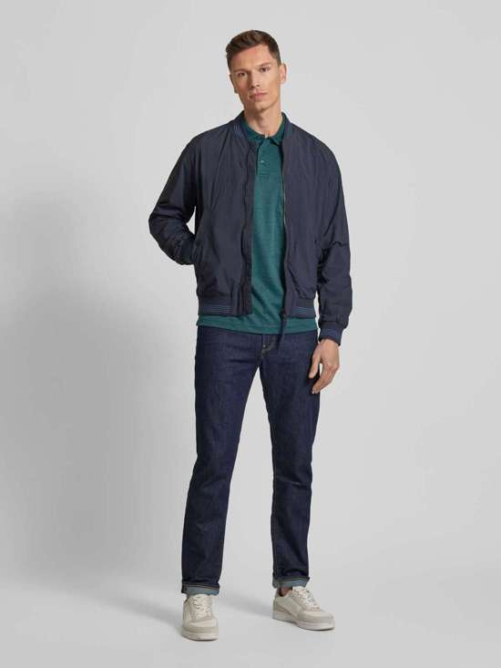 грязно-белый