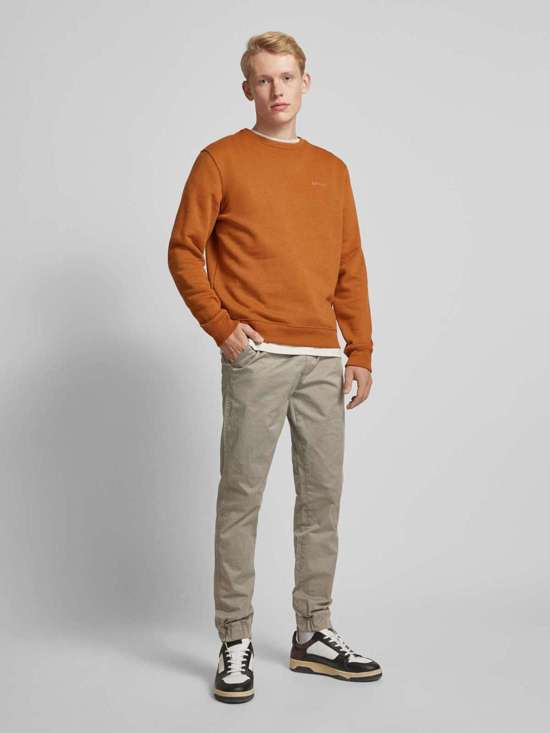 средне-серый