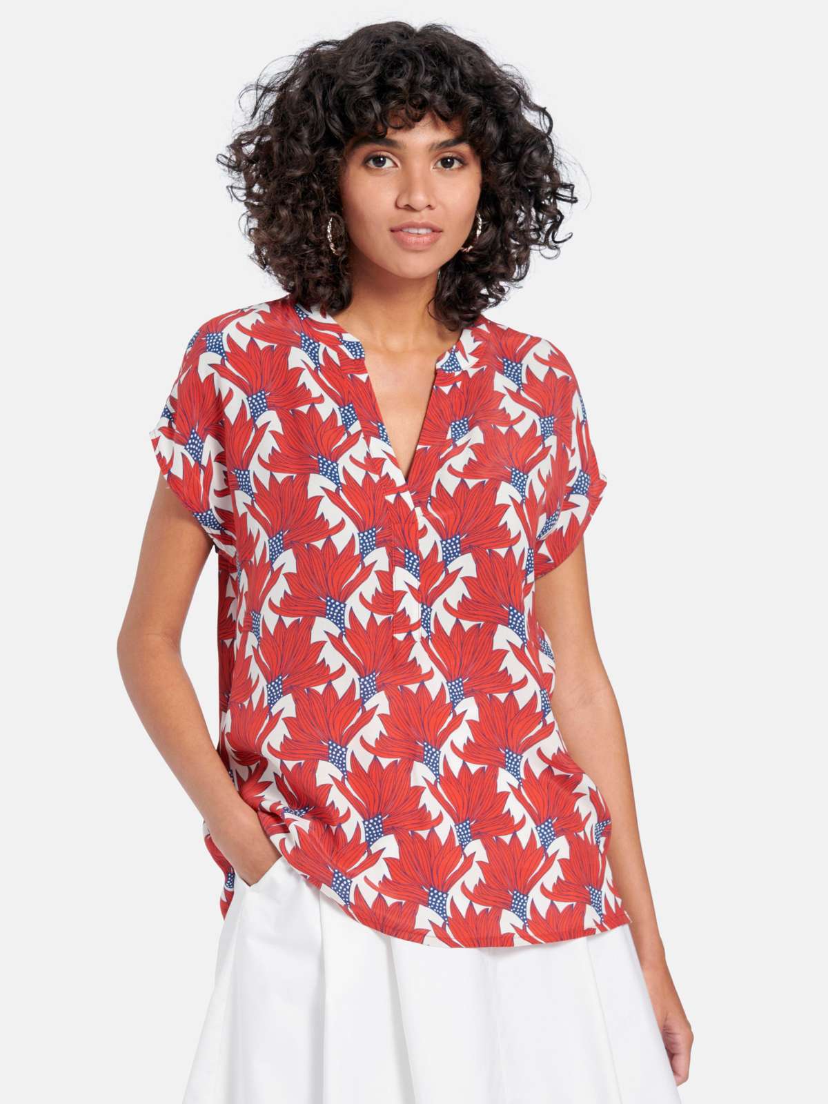 Блузка-рубашка со спущенными плечами