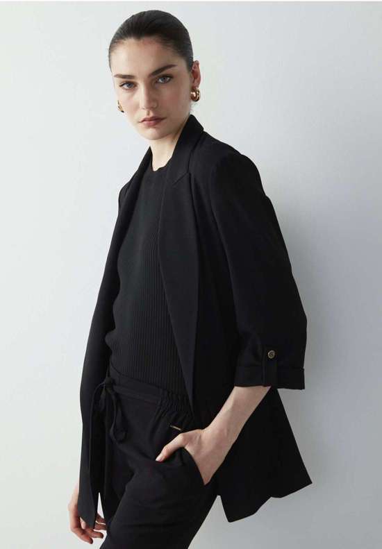 Короткое пальто RELAXED FIT SLIM WITH MONOGRAM BUTTON ACCESSORIES