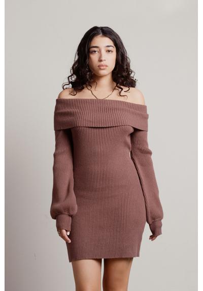 Мини-платье-свитер с открытыми плечами Chentelle
