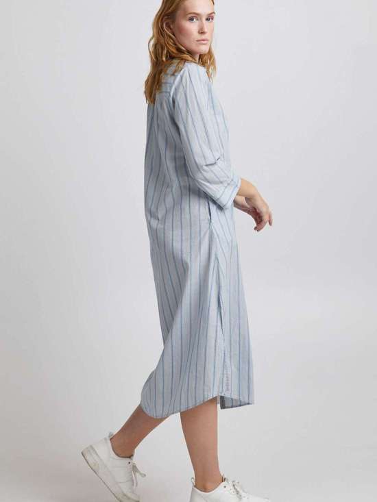 синий полосатый