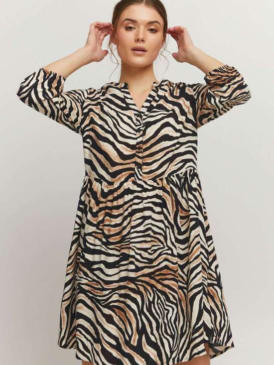 бежевый пестрый