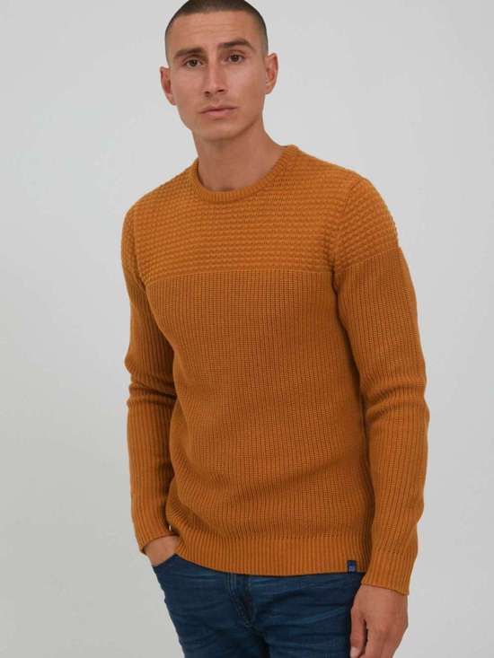 коричневый в рисунком