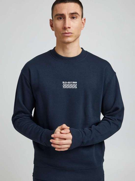 синий разноцветный