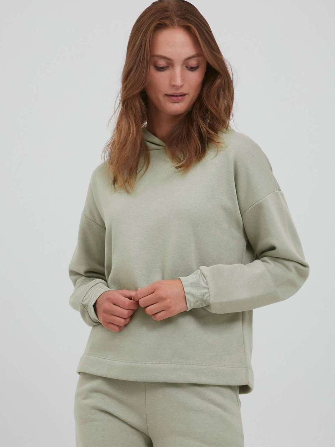 Толстовка с капюшоном BYSAMMIA