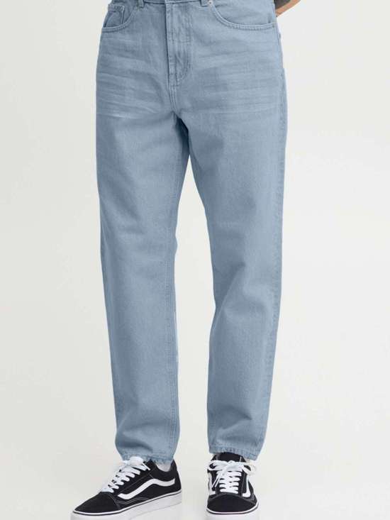 светло-синий