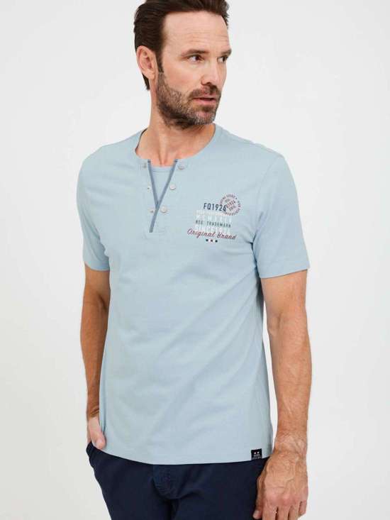 голубой с рисунком