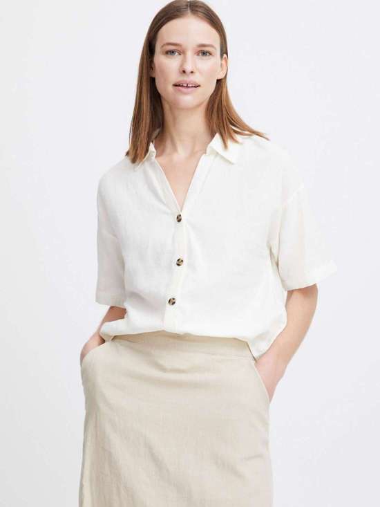 белый узорчатый