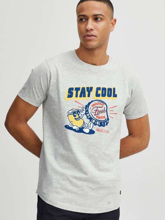 серый пестрый