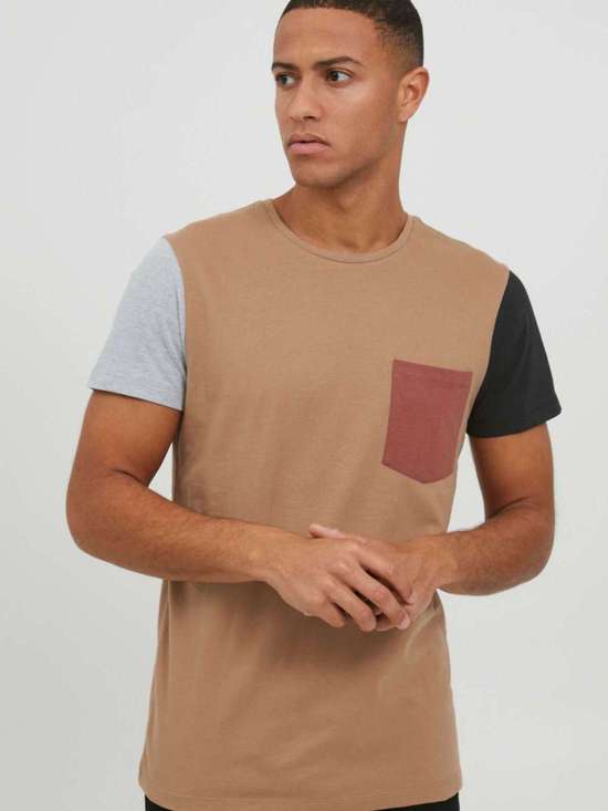 коричневый