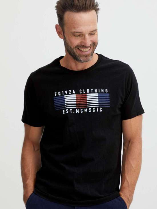 чёрный с рисунком