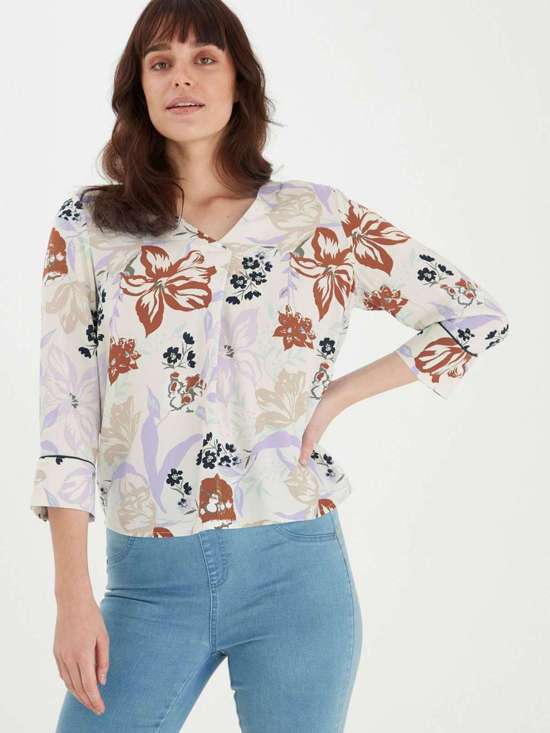 бежевый пестрый