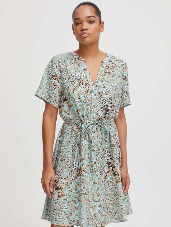 синий узорчатый