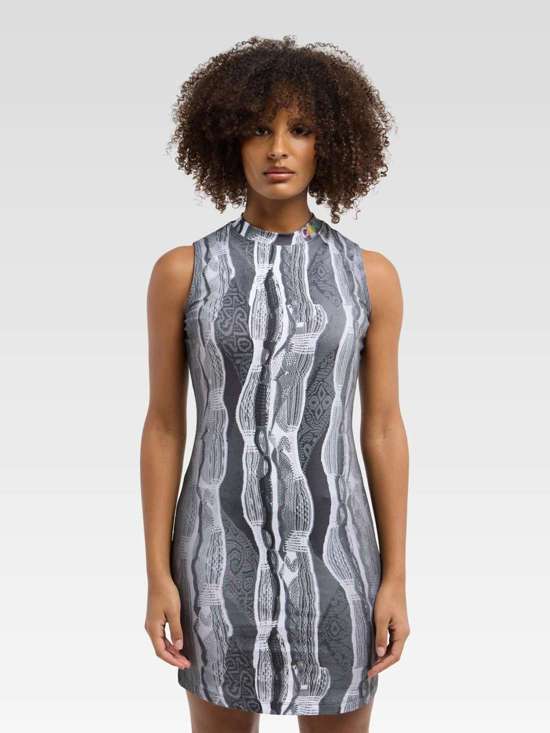 чёрный с рисунком