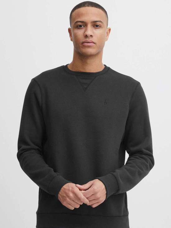 чёрный с рисунком