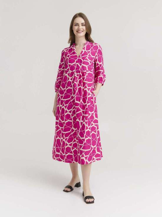 ярко-розовый узорчатый