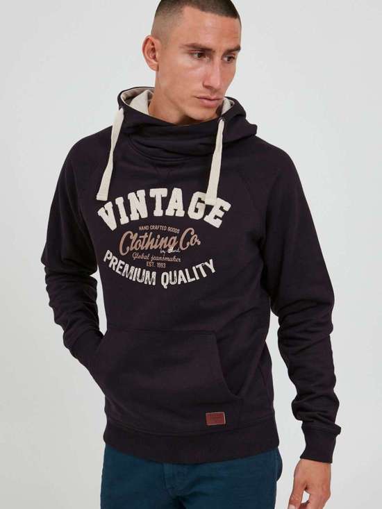 чёрный с рисунком