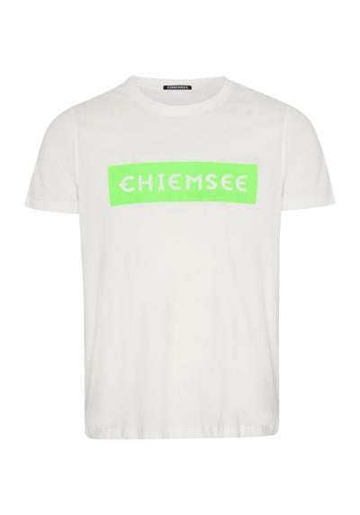 белый