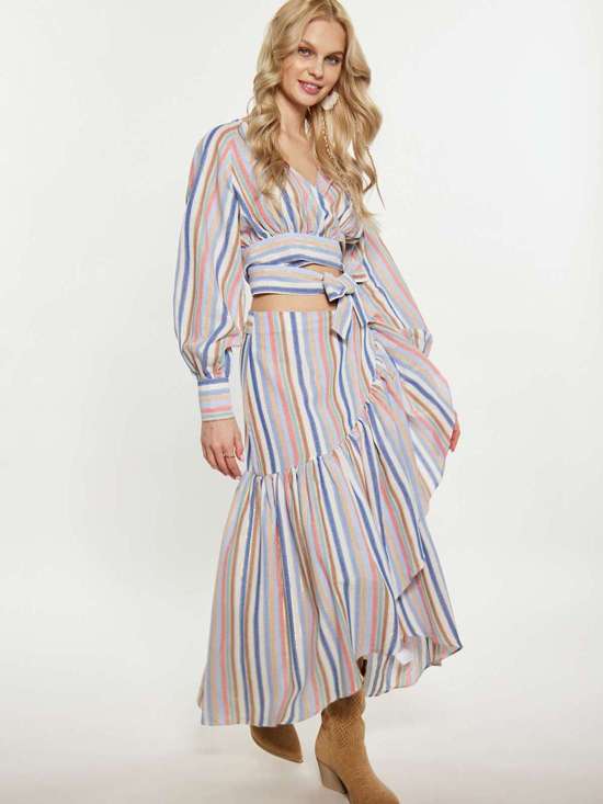 синий полосатый