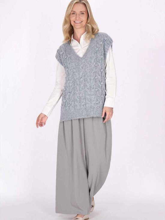 синий узорчатый