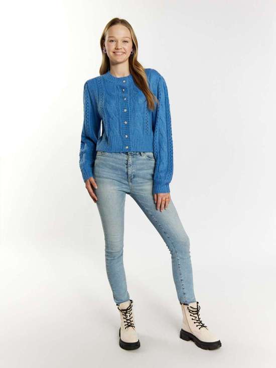 голубой-узорчатый