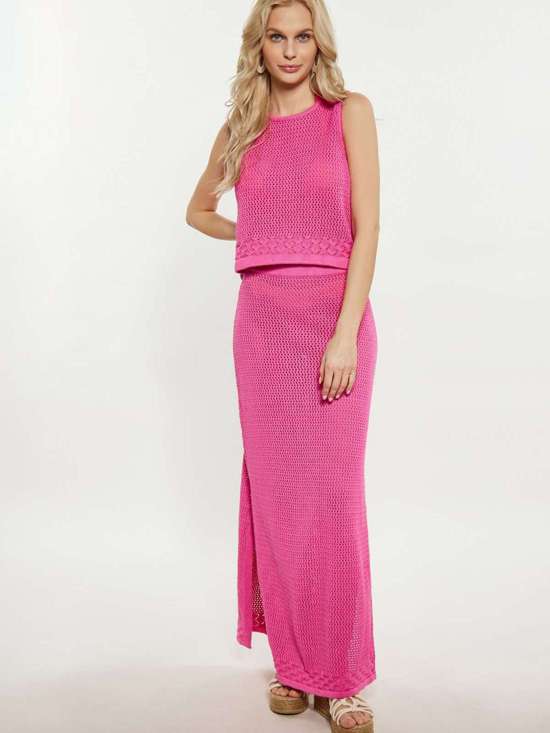 ярко-розовый в полоску