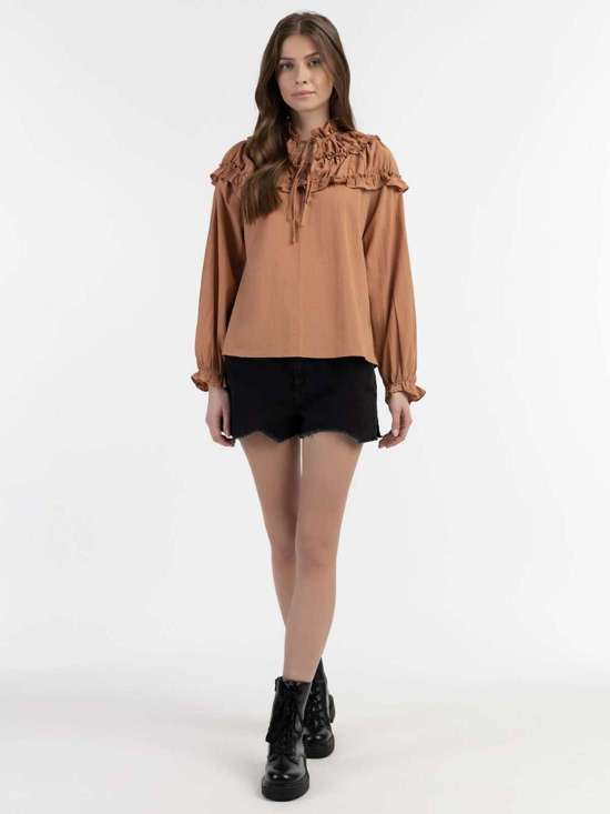 коричневый