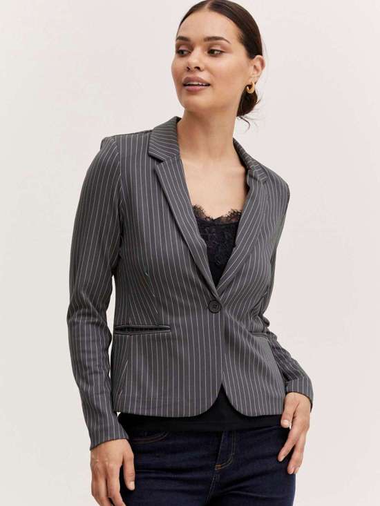 серый узорчатый