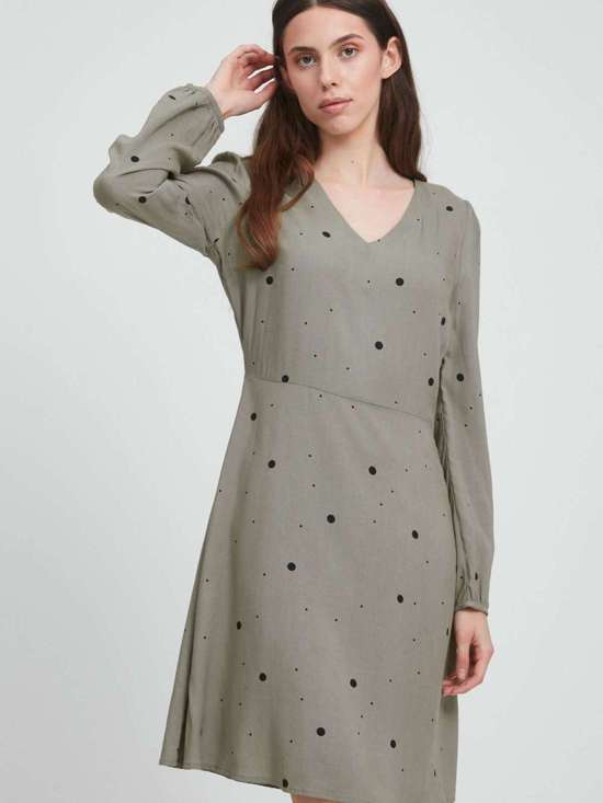 зеленый узорчатый