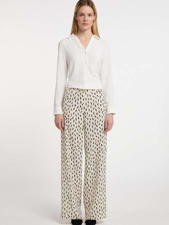 белый с рисунком