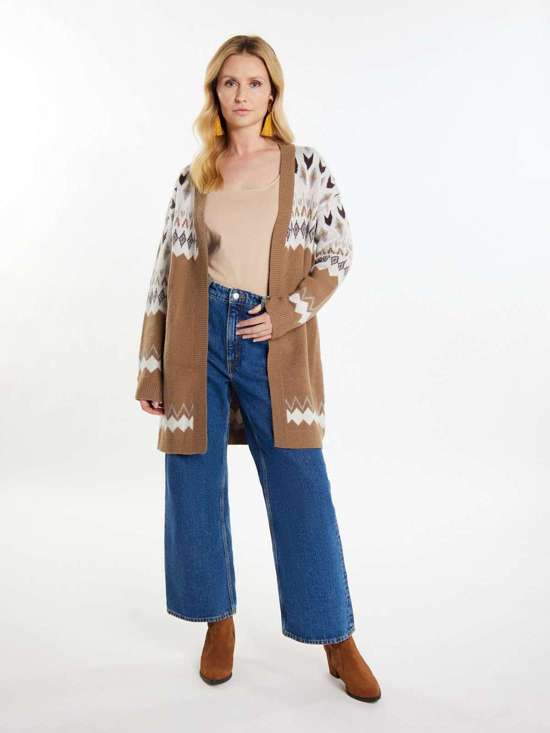 бежевый пестрый