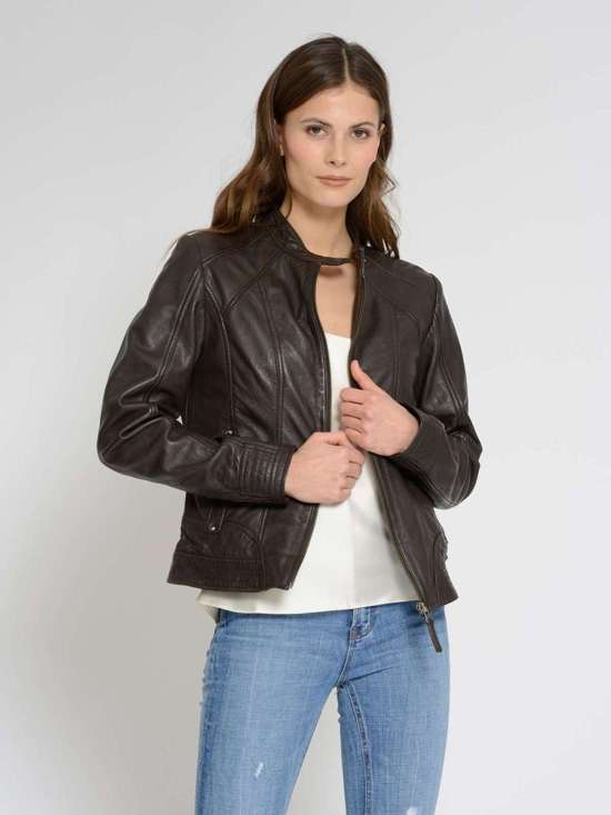 коричневый